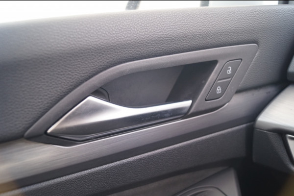 Volkswagen Golf 1.4 eHybrid PHEV Style Business -NAVI-ECC-LED-CAM-
