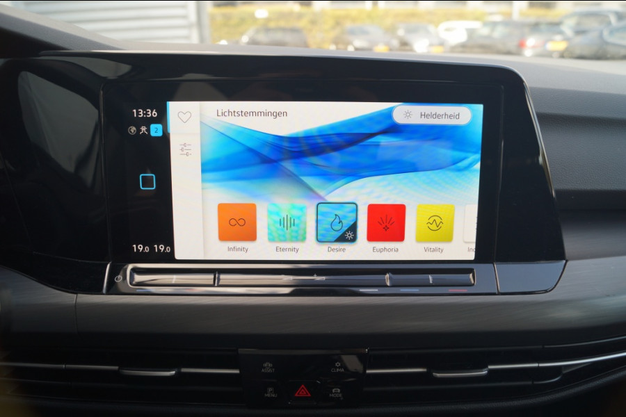 Volkswagen Golf 1.4 eHybrid PHEV Style Business -NAVI-ECC-LED-CAM-