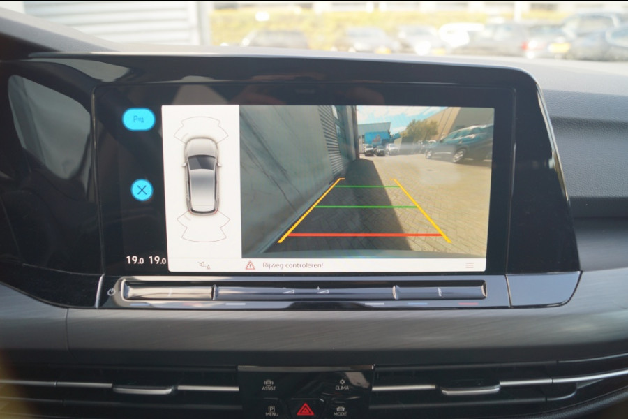 Volkswagen Golf 1.4 eHybrid PHEV Style Business -NAVI-ECC-LED-CAM-