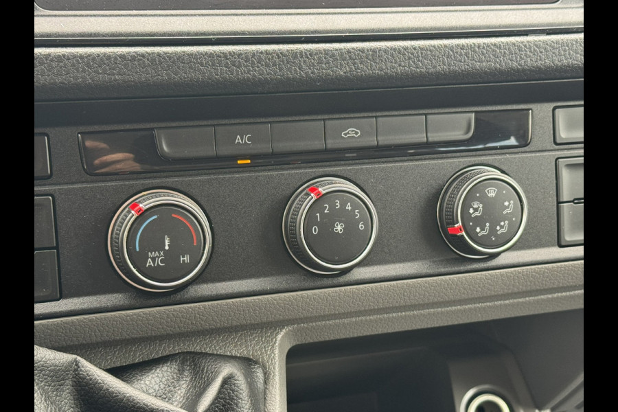Volkswagen Crafter 35 2.0 TDI L3 Pick up 7 pers. Trekhaak Garantie All season Navigatie Cruise Carplay