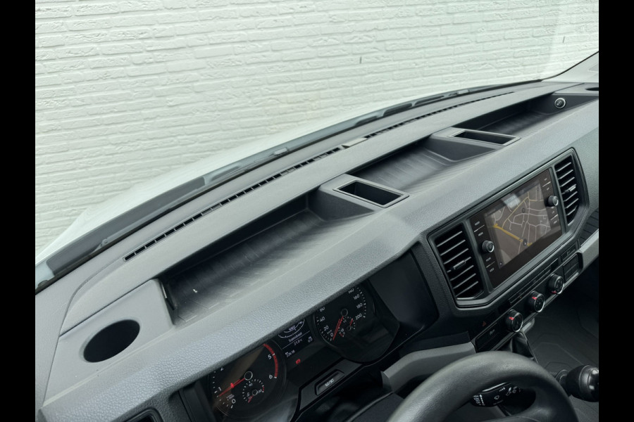 Volkswagen Crafter 35 2.0 TDI L3 Pick up 7 pers. Trekhaak Garantie All season Navigatie Cruise Carplay