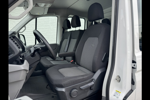 Volkswagen Crafter 35 2.0 TDI L3 Pick up 7 pers. Trekhaak Garantie All season Navigatie Cruise Carplay