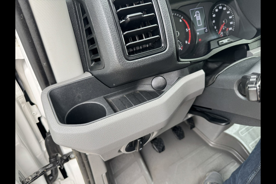 Volkswagen Crafter 35 2.0 TDI L3 Pick up 7 pers. Trekhaak Garantie All season Navigatie Cruise Carplay