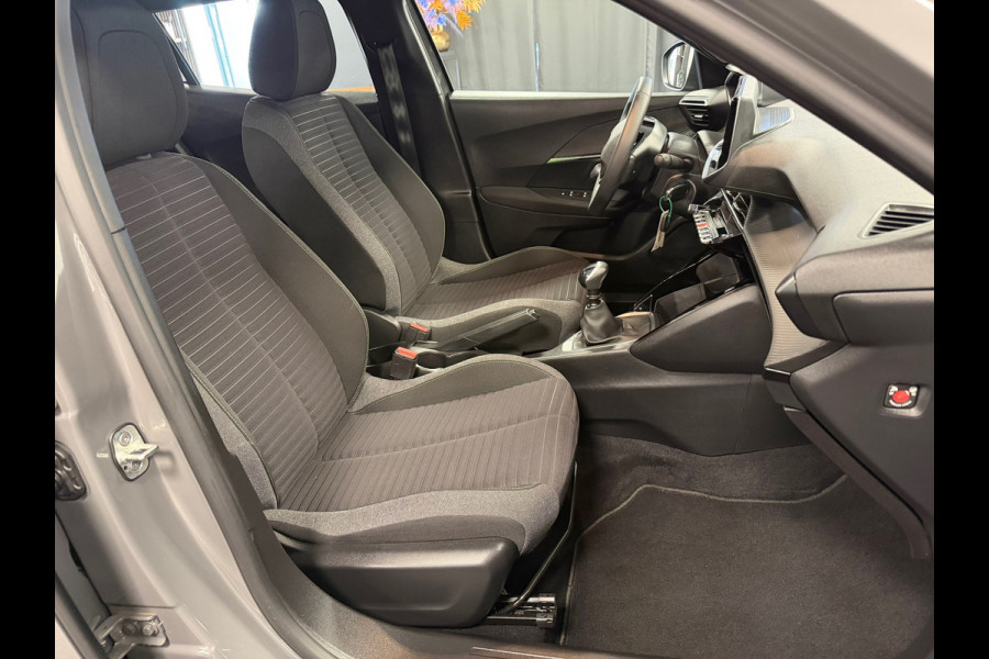 Peugeot 2008 1.2 PureTech 100 Allure*Nardo-Gray*Airco*Cruise-Control*PDC*Xenon*