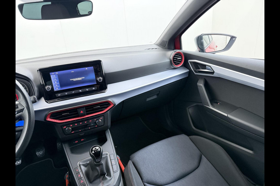 Seat Ibiza 1.0 EcoTSI FR VAN:18.900,- VOOR:16.440,- UW HERFSTVOORDEEL:2.460,- 18 INCH| PARKEERSENSOREN| RIJKLAAR GELEVERD INCL. 12 MND BOVAG GARANTIE|  ORIGINEEL NEDERLANDS GELEVERD NAP| FULL LED| CARPLAY