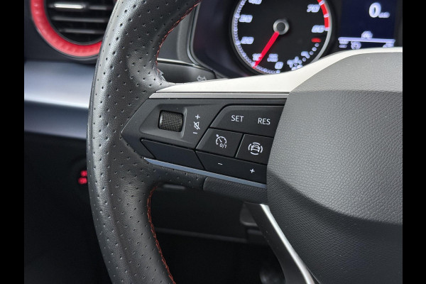 Seat Ibiza 1.0 EcoTSI FR VAN:18.900,- VOOR:16.440,- UW HERFSTVOORDEEL:2.460,- 18 INCH| PARKEERSENSOREN| RIJKLAAR GELEVERD INCL. 12 MND BOVAG GARANTIE|  ORIGINEEL NEDERLANDS GELEVERD NAP| FULL LED| CARPLAY