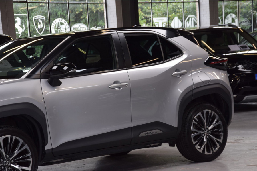Toyota Yaris Cross 1.5 Hybrid Executive Bi-Tone Hud Navi|Panoramadak|Garantie|Dealer Onderhouden