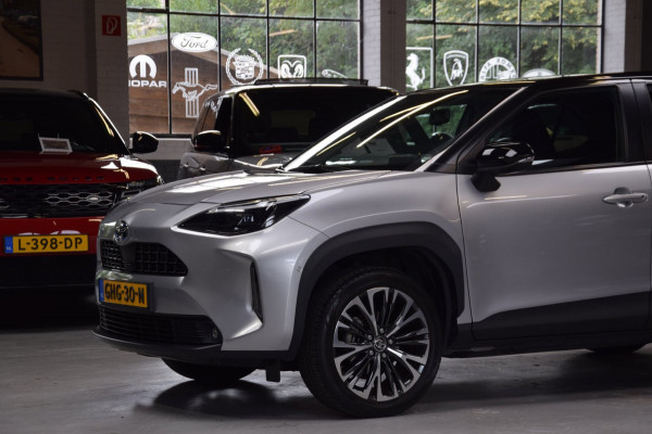 Toyota Yaris Cross 1.5 Hybrid Executive Bi-Tone Hud Navi|Panoramadak|Garantie|Dealer Onderhouden