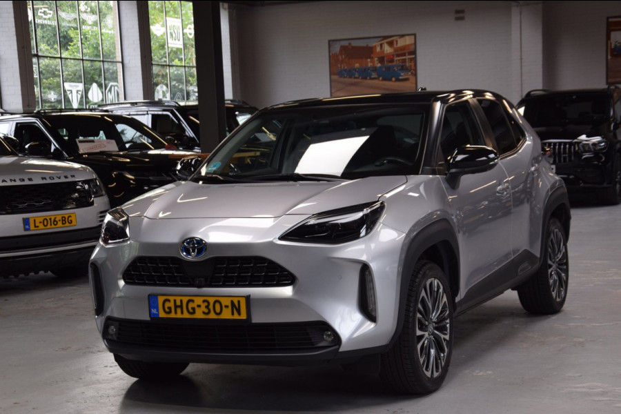 Toyota Yaris Cross 1.5 Hybrid Executive Bi-Tone Hud Navi|Panoramadak|Garantie|Dealer Onderhouden