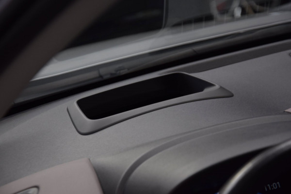 Toyota Yaris Cross 1.5 Hybrid Executive Bi-Tone Hud Navi|Panoramadak|Garantie|Dealer Onderhouden