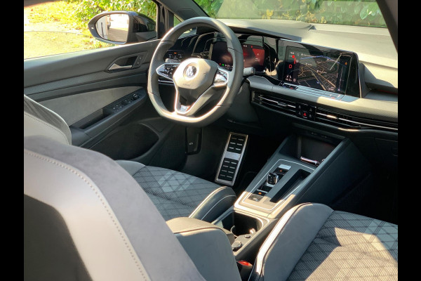 Volkswagen Golf 1.5 eTSI R-Line |KEYLESS|ACC|DCC|IQ|18''|20