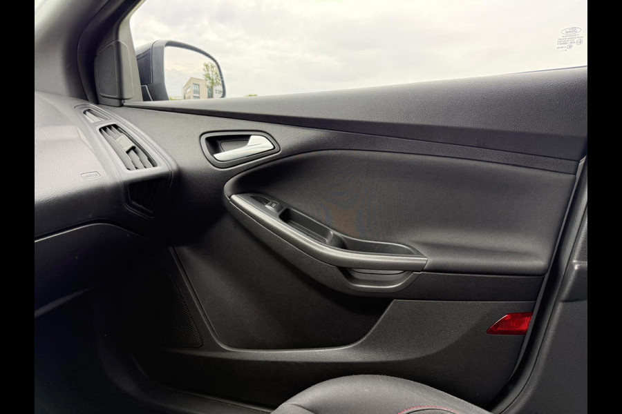 Ford Focus 1.0 ST-Line