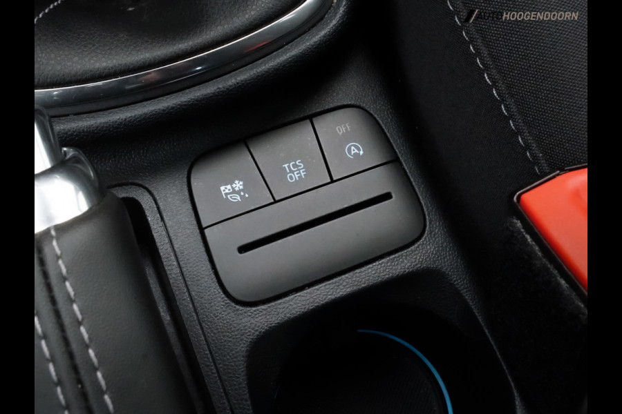 Ford Fiesta 1.0 EcoBoost Titanium Luxe (APPLE CARPLAY,KEYLESS,CRUISE,PARKEERSENSOREN,LANE ASSIST,CLIMATE,LM-VELGEN,TOPCONDITIE)