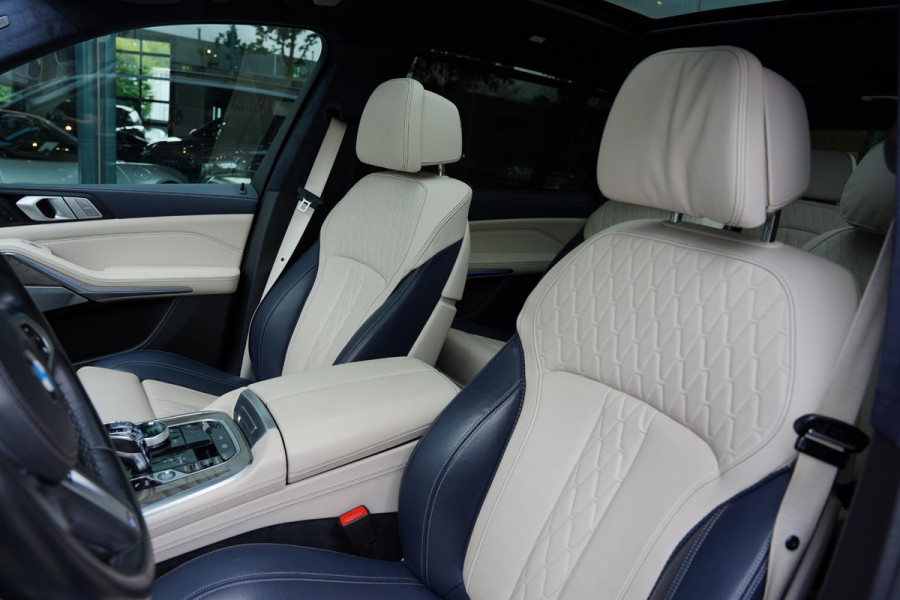 BMW X7 X-Drive 40 I / Individual / 6 Persoons / Bowers & Wilkins Diamond