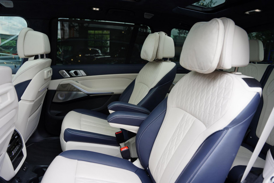 BMW X7 X-Drive 40 I / Individual / 6 Persoons / Bowers & Wilkins Diamond