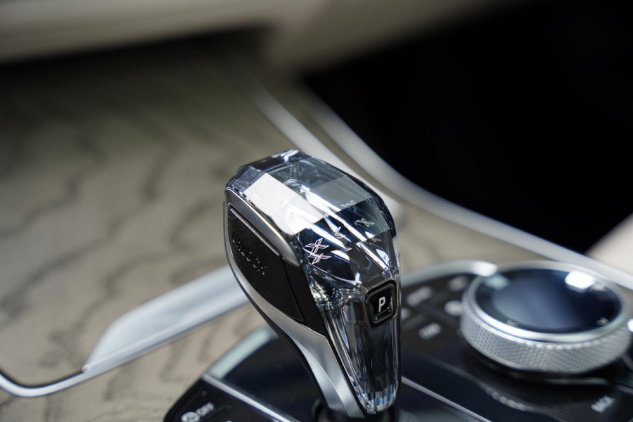 BMW X7 X-Drive 40 I / Individual / 6 Persoons / Bowers & Wilkins Diamond