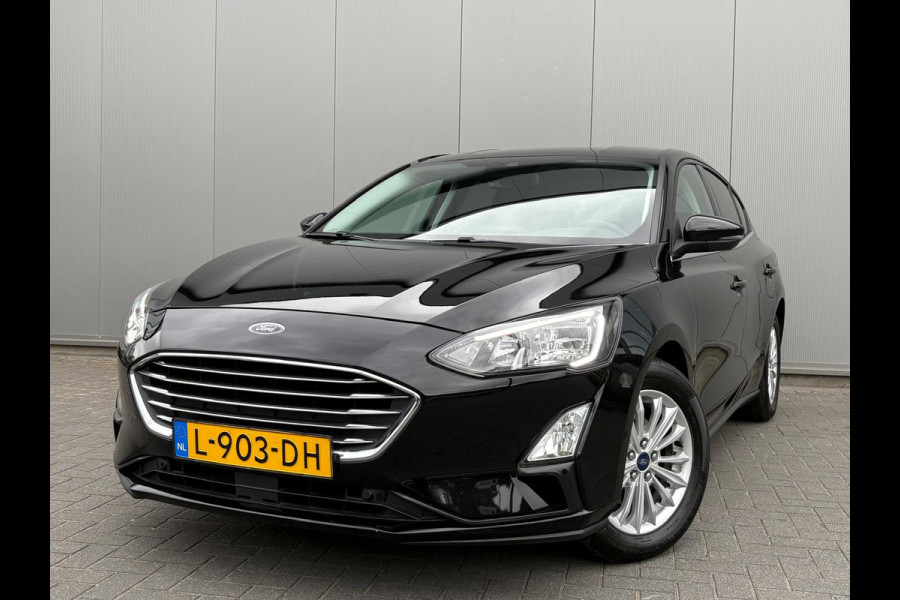 Ford Focus 125PK EcoB. Automaat Titanium Carplay-android/Navigatie/Parkeerhulp/Camera/Keyfree