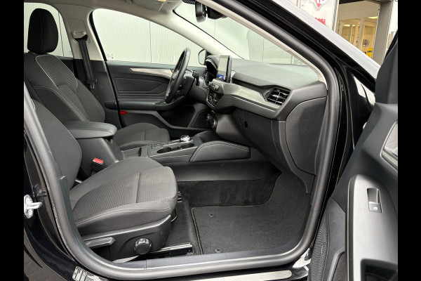 Ford Focus 125PK EcoB. Automaat Titanium Carplay-android/Navigatie/Parkeerhulp/Camera/Keyfree
