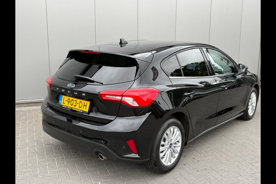 Ford Focus 125PK EcoB. Automaat Titanium Carplay-android/Navigatie/Parkeerhulp/Camera/Keyfree
