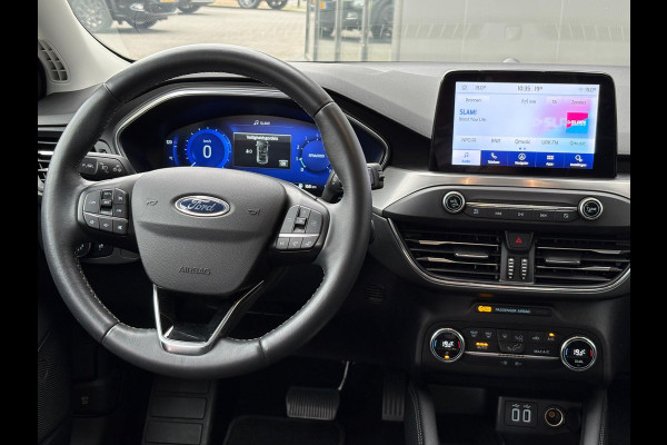 Ford Focus 125PK EcoB. Automaat Titanium Carplay-android/Navigatie/Parkeerhulp/Camera/Keyfree