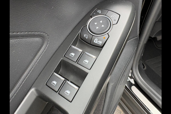 Ford Focus 125PK EcoB. Automaat Titanium Carplay-android/Navigatie/Parkeerhulp/Camera/Keyfree