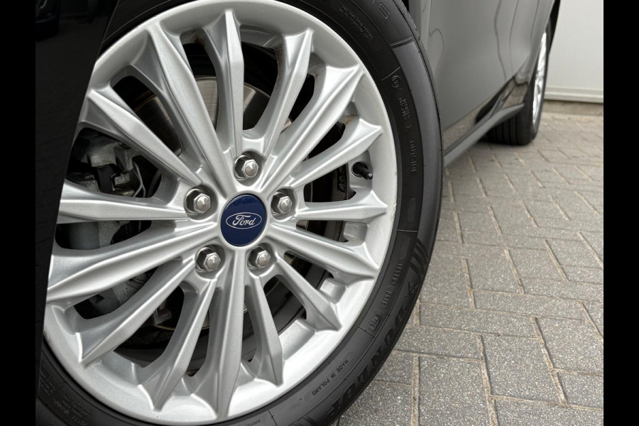Ford Focus 125PK EcoB. Automaat Titanium Carplay-android/Navigatie/Parkeerhulp/Camera/Keyfree