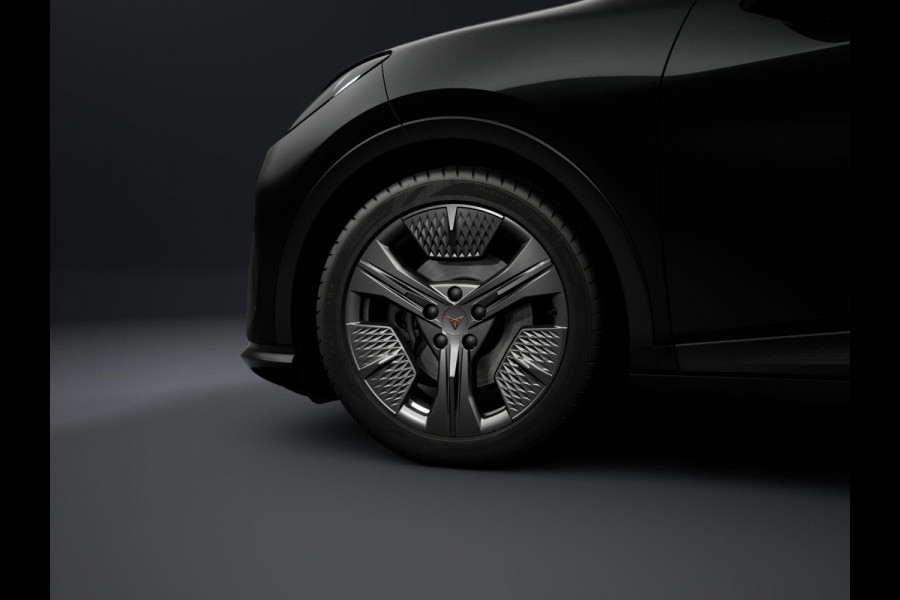 CUPRA Raval Essential 39 kWh 135PK | Adaptive cruise Control | Side Assist | Climate Control | Keyless Go | Parkeersensoren Achter