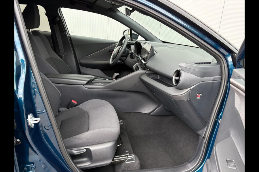 Toyota C-HR 1.8 Hybrid 140PK First Edition Bi-Tone/Winter-pack/Gr.-navigatie/Elektr.klep/Camera/Adapt.-cruise