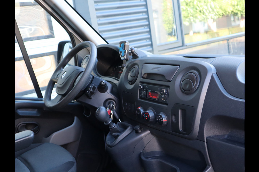 Renault Master T35 2.3 dCi 131pk Euro 6 Lowliner + Zijdeur - 433 cm WB - Airco - Camera - Cruise