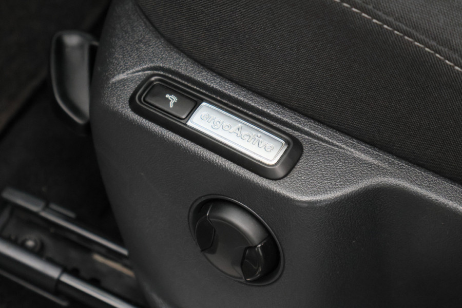 Volkswagen Tiguan Allspace 1.5 TSI DSG Highline Business R-Line 7p. Camera, Apple CarPlay, Panoramdak, Elek. Trekhaak, Virtual Cockpit, LED, 19"