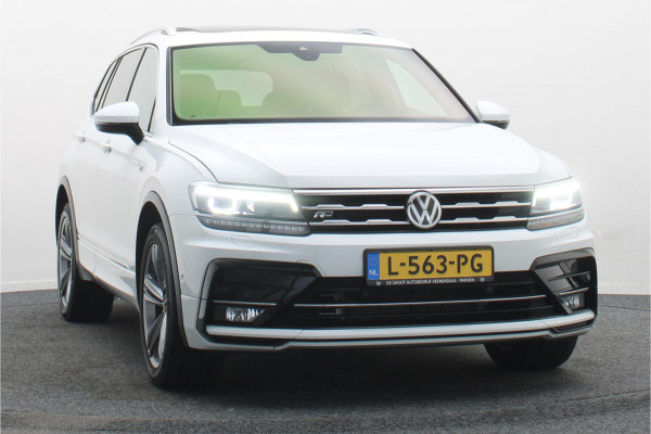 Volkswagen Tiguan Allspace 1.5 TSI DSG Highline Business R-Line 7p. Camera, Apple CarPlay, Panoramdak, Elek. Trekhaak, Virtual Cockpit, LED, 19"