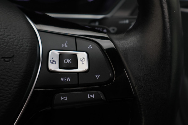 Volkswagen Tiguan Allspace 1.5 TSI DSG Highline Business R-Line 7p. Camera, Apple CarPlay, Panoramdak, Elek. Trekhaak, Virtual Cockpit, LED, 19"