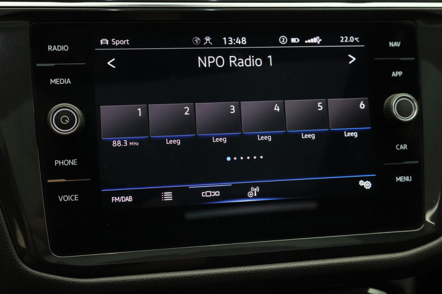 Volkswagen Tiguan Allspace 1.5 TSI DSG Highline Business R-Line 7p. Camera, Apple CarPlay, Panoramdak, Elek. Trekhaak, Virtual Cockpit, LED, 19"
