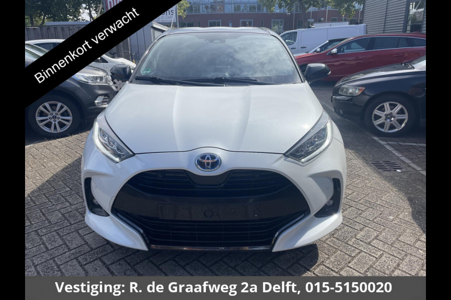Toyota Yaris 1.5 Hybrid Executive | Stoelverwarming | Navigatie | Parkeersenoren | Apple Carplay/Android Auto
