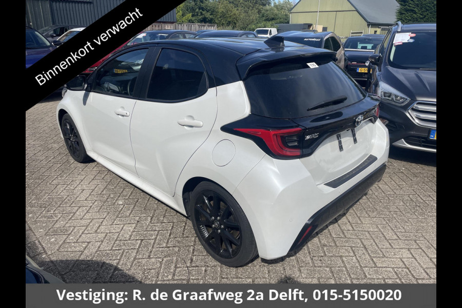 Toyota Yaris 1.5 Hybrid Executive | Stoelverwarming | Navigatie | Parkeersenoren | Apple Carplay/Android Auto