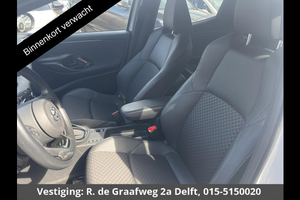 Toyota Yaris 1.5 Hybrid Executive | Stoelverwarming | Navigatie | Parkeersenoren | Apple Carplay/Android Auto
