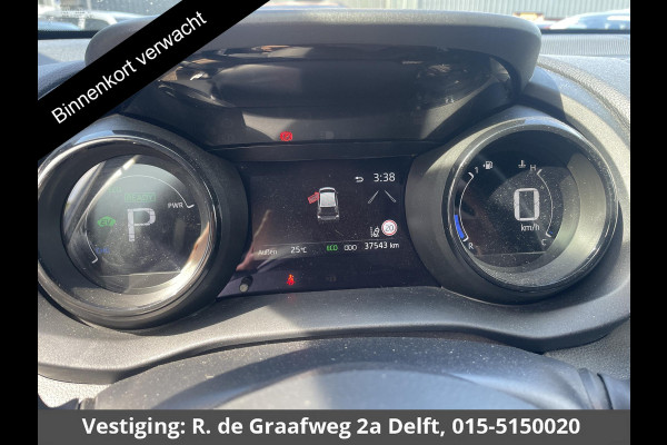 Toyota Yaris 1.5 Hybrid Executive | Stoelverwarming | Navigatie | Parkeersenoren | Apple Carplay/Android Auto
