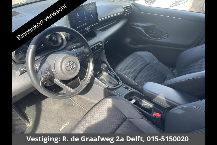 Toyota Yaris 1.5 Hybrid Executive | Stoelverwarming | Navigatie | Parkeersenoren | Apple Carplay/Android Auto