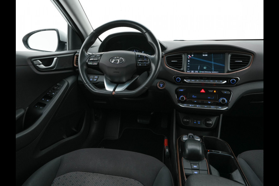 Hyundai IONIQ Comfort EV {SoH-94%} (INCL-BTW) Aut. *ADAPTIVE-CRUISE | DIGI-COCKPIT | SHIFTPADDLES | LANE-ASSIST | CCS-FASTLOADER | CRUISE | CAMERA | KEYLESS | DAB+ | NAVI-FULLMAP | ECC | PDC | 16"*
