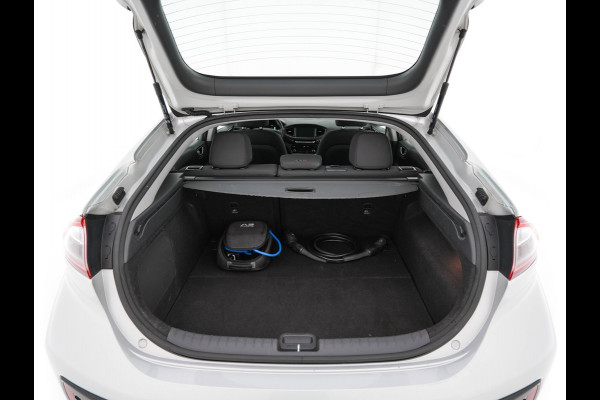 Hyundai IONIQ Comfort EV {SoH-94%} (INCL-BTW) Aut. *ADAPTIVE-CRUISE | DIGI-COCKPIT | SHIFTPADDLES | LANE-ASSIST | CCS-FASTLOADER | CRUISE | CAMERA | KEYLESS | DAB+ | NAVI-FULLMAP | ECC | PDC | 16"*