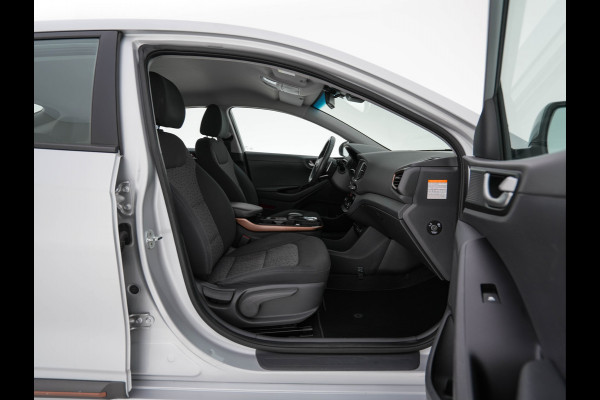 Hyundai IONIQ Comfort EV {SoH-94%} (INCL-BTW) Aut. *ADAPTIVE-CRUISE | DIGI-COCKPIT | SHIFTPADDLES | LANE-ASSIST | CCS-FASTLOADER | CRUISE | CAMERA | KEYLESS | DAB+ | NAVI-FULLMAP | ECC | PDC | 16"*