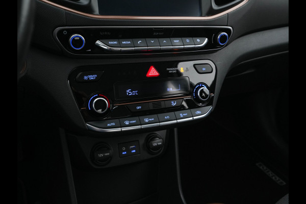 Hyundai IONIQ Comfort EV {SoH-94%} (INCL-BTW) Aut. *ADAPTIVE-CRUISE | DIGI-COCKPIT | SHIFTPADDLES | LANE-ASSIST | CCS-FASTLOADER | CRUISE | CAMERA | KEYLESS | DAB+ | NAVI-FULLMAP | ECC | PDC | 16"*