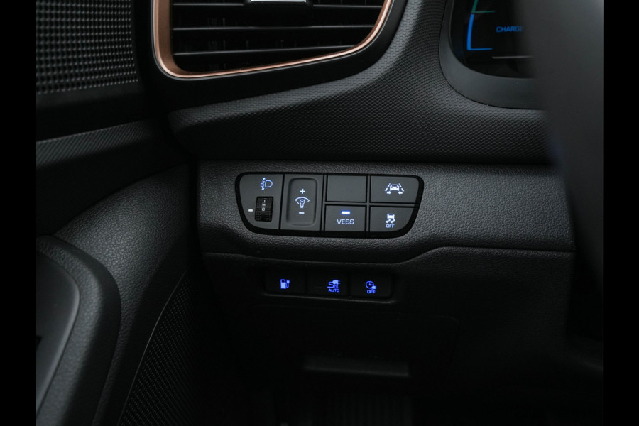 Hyundai IONIQ Comfort EV {SoH-94%} (INCL-BTW) Aut. *ADAPTIVE-CRUISE | DIGI-COCKPIT | SHIFTPADDLES | LANE-ASSIST | CCS-FASTLOADER | CRUISE | CAMERA | KEYLESS | DAB+ | NAVI-FULLMAP | ECC | PDC | 16"*