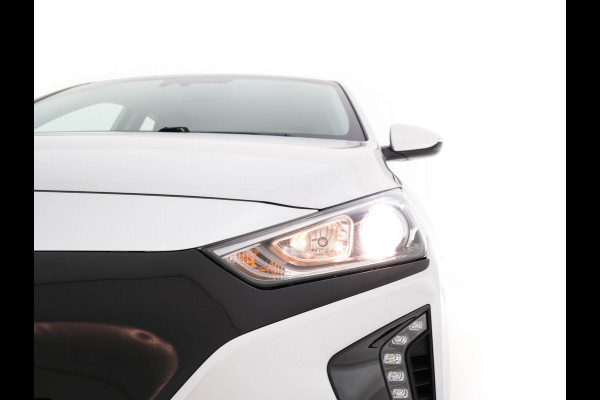 Hyundai IONIQ Comfort EV {SoH-94%} (INCL-BTW) Aut. *ADAPTIVE-CRUISE | DIGI-COCKPIT | SHIFTPADDLES | LANE-ASSIST | CCS-FASTLOADER | CRUISE | CAMERA | KEYLESS | DAB+ | NAVI-FULLMAP | ECC | PDC | 16"*