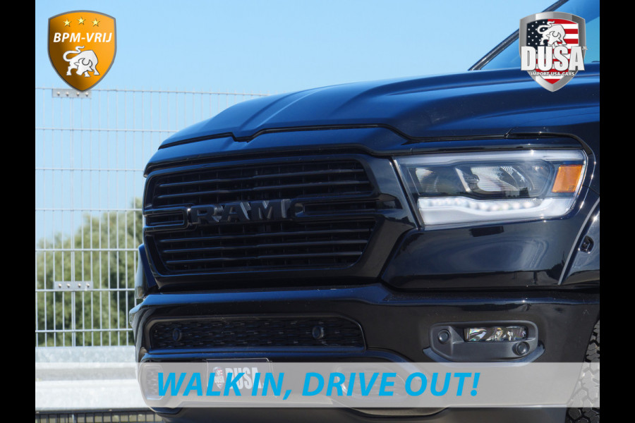 Dodge Ram 1500 | Laramie Sport | 5.7 V8 | HEMI | 4x4 | Crew Cab Panoramadak | Leder | Uconnect touchscreen | Getoonde accessoires zijn verkrijgbaar tegen meerprijs