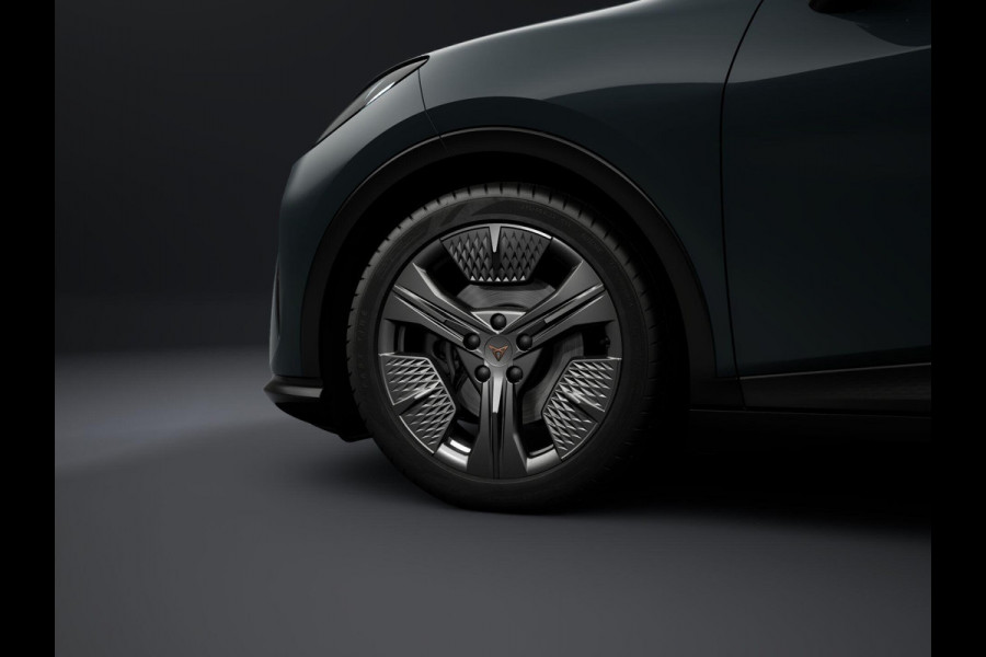 CUPRA Raval Essential 56 kWh 135PK | Adaptive cruise Control | Side Assist | Climate Control | Keyless Go | Parkeersensoren Achter