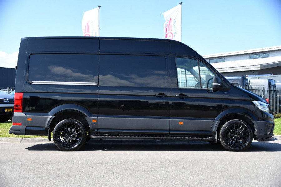 MAN TGE 3.180 35 2.0 L3H3 Black Edition Adaptieve Cruise, Camera, Carplay, LED, Stoelverwarming, Massage stoel, Trekhaak, 177pk, Automaat, Uniek!