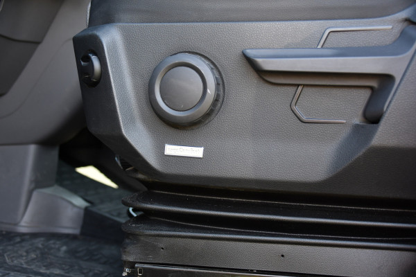 MAN TGE 3.180 35 2.0 L3H3 Black Edition Adaptieve Cruise, Camera, Carplay, LED, Stoelverwarming, Massage stoel, Trekhaak, 177pk, Automaat, Uniek!