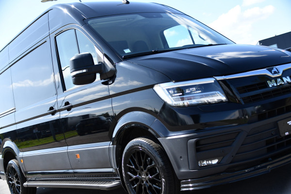 MAN TGE 3.180 35 2.0 L3H3 Black Edition Adaptieve Cruise, Camera, Carplay, LED, Stoelverwarming, Massage stoel, Trekhaak, 177pk, Automaat, Uniek!