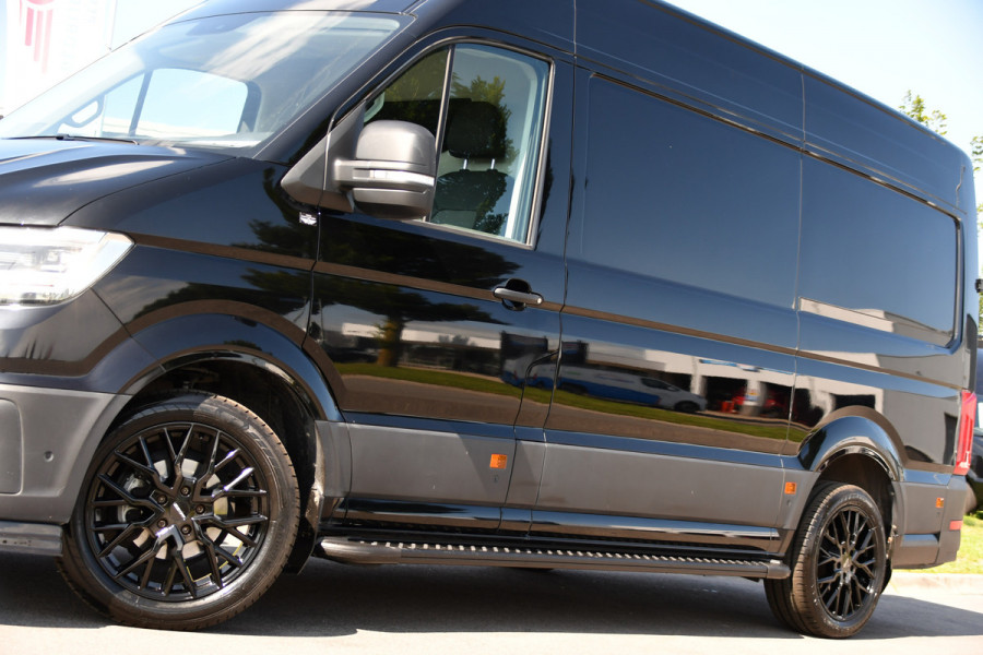MAN TGE 3.180 35 2.0 L3H3 Black Edition Adaptieve Cruise, Camera, Carplay, LED, Stoelverwarming, Massage stoel, Trekhaak, 177pk, Automaat, Uniek!